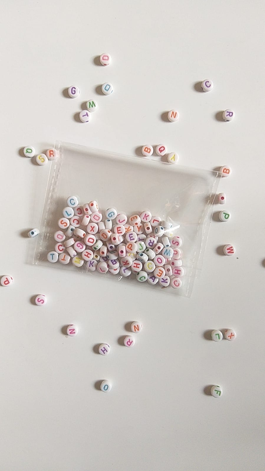 100 Pieces Alphabet Letter Beads - White Mixed Letters for Crafting & DIY Projects